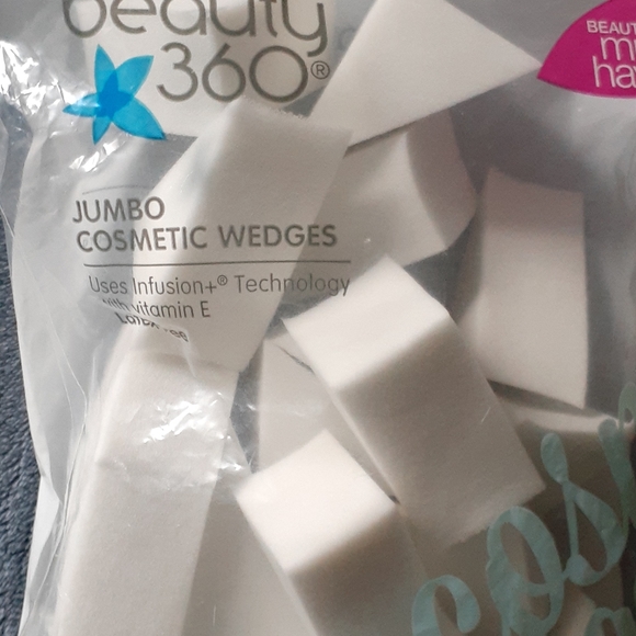 Beauty 360 Jumbo Cosmetic Wedges - Picture 2 of 2